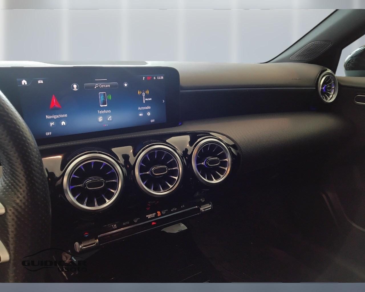 Mercedes-Benz Classe A - W177 2023 - A 180 d AMG Line Advanced Plus auto