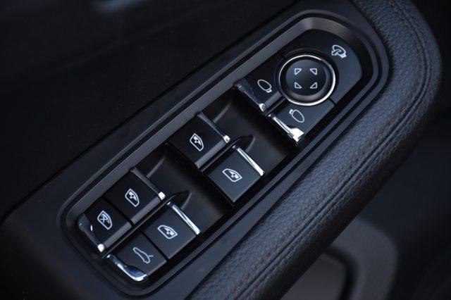 PORSCHE Macan 2.0 *CAMERA*CARPLAY*PASM*NO SUPERBOLLO*