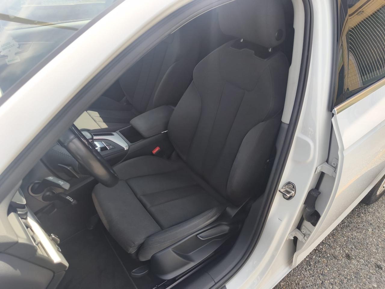 Audi A4 Avant 2.0 TDI 150 CV ultra Sport