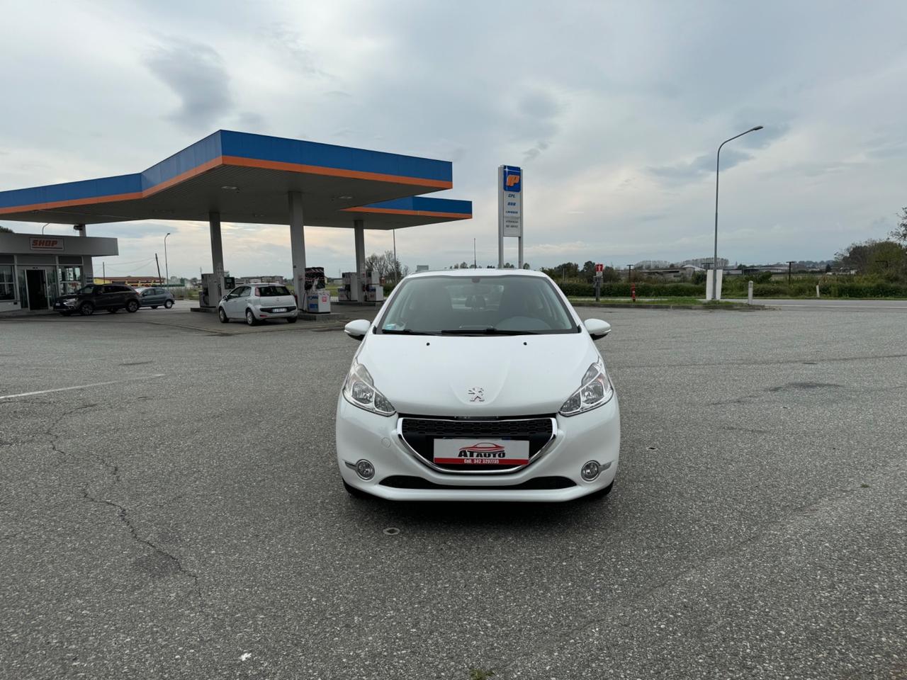 Peugeot 208 PureTech 82