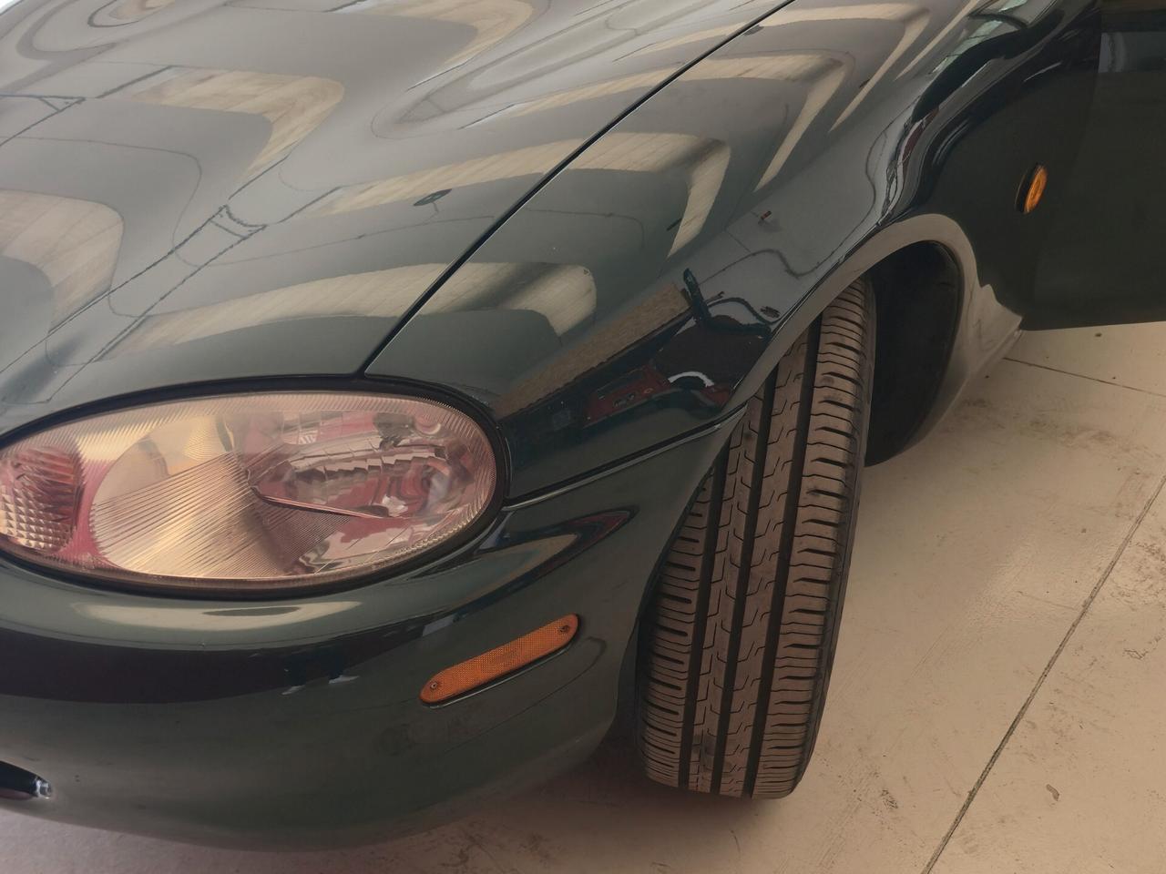 Mazda MX-5 1.8i 16V - Hard Top - Nardi Torino