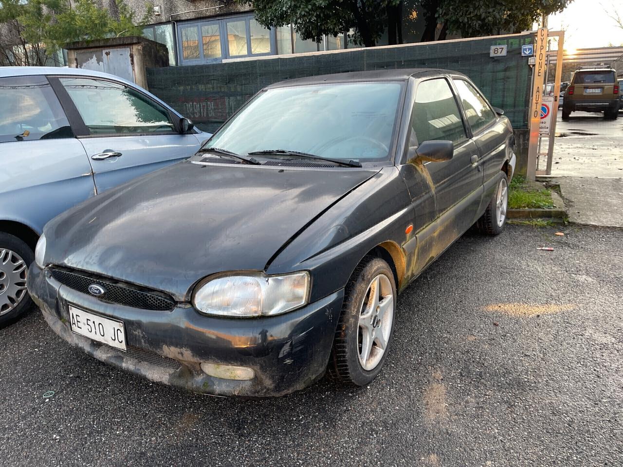 FORD ESCORT 1.8 BENZINA EPOCA