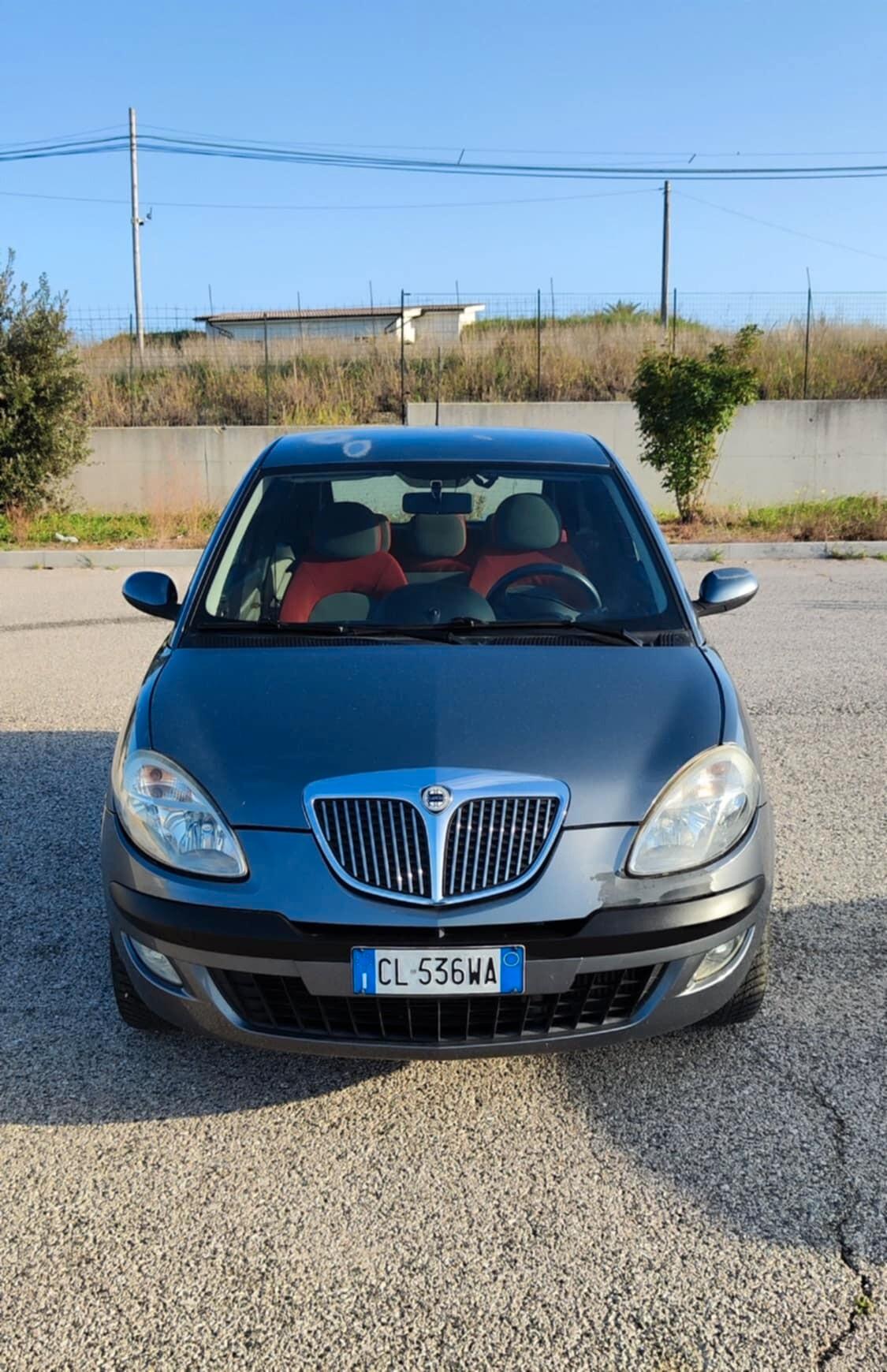 Lancia Ypsilon 1.3 Multijet 16V Platino