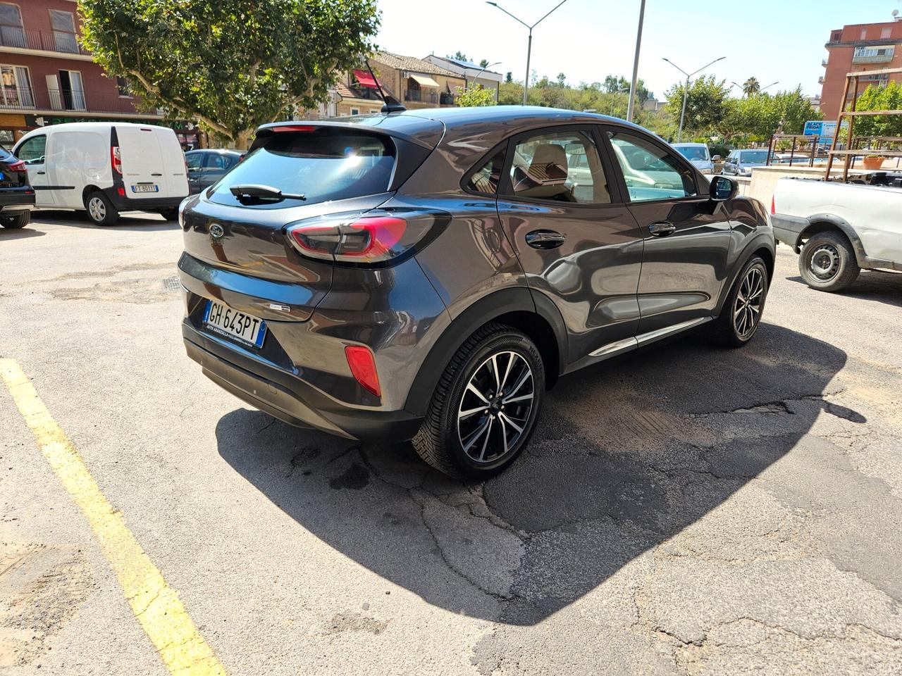 FORD PUMA 1000 HYBRID DICEMBRE 2021 KM CERTIFICATI