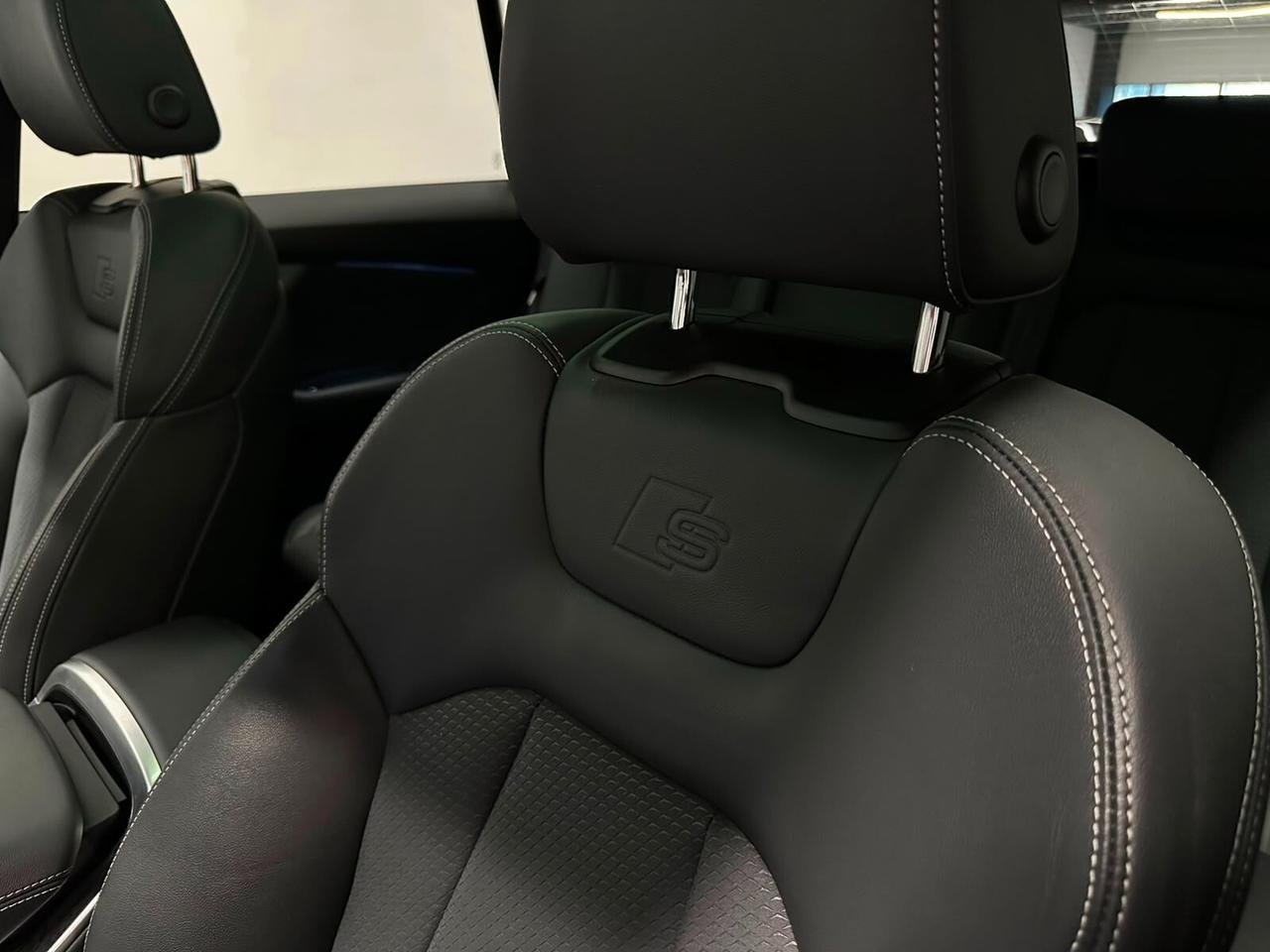 Audi Q8 TOTAL BLACK/MATRIX/TETTO LEASING