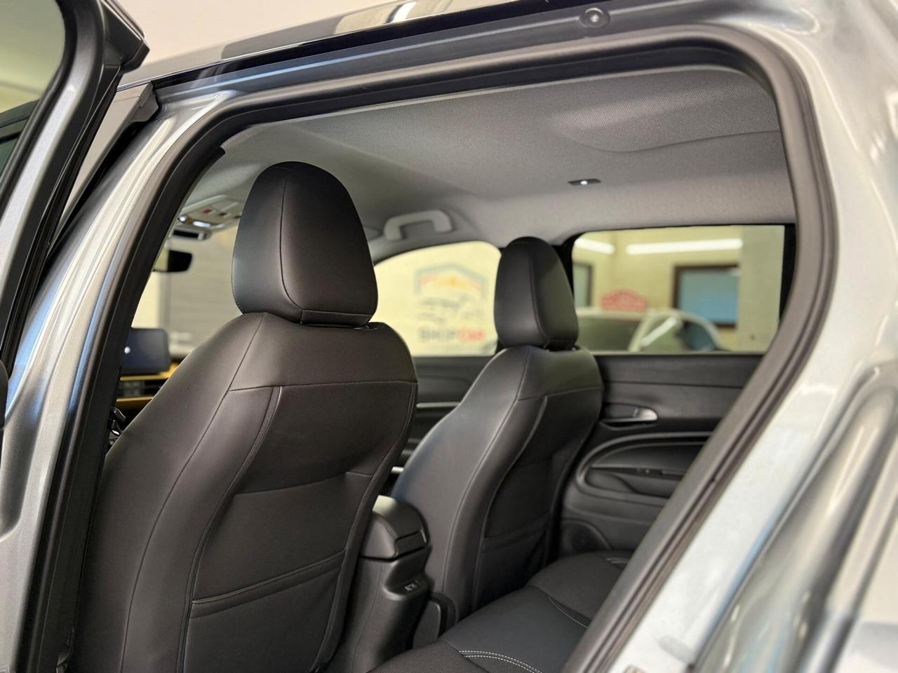 Jeep Avenger 1.2 Turbo 100 CV Summit