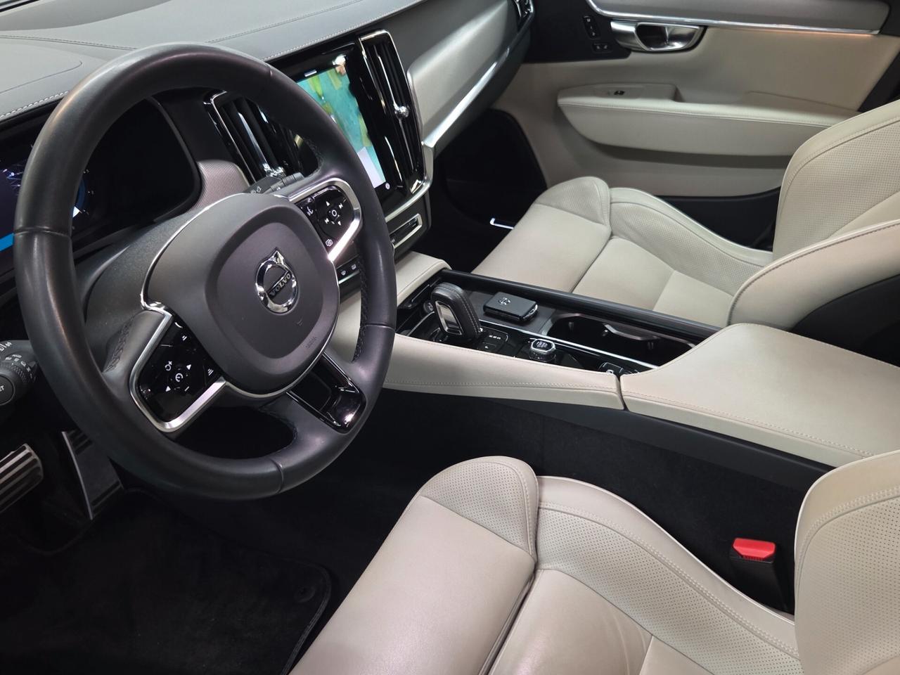 Volvo S90 B5 (d) AWD Geartronic R-design