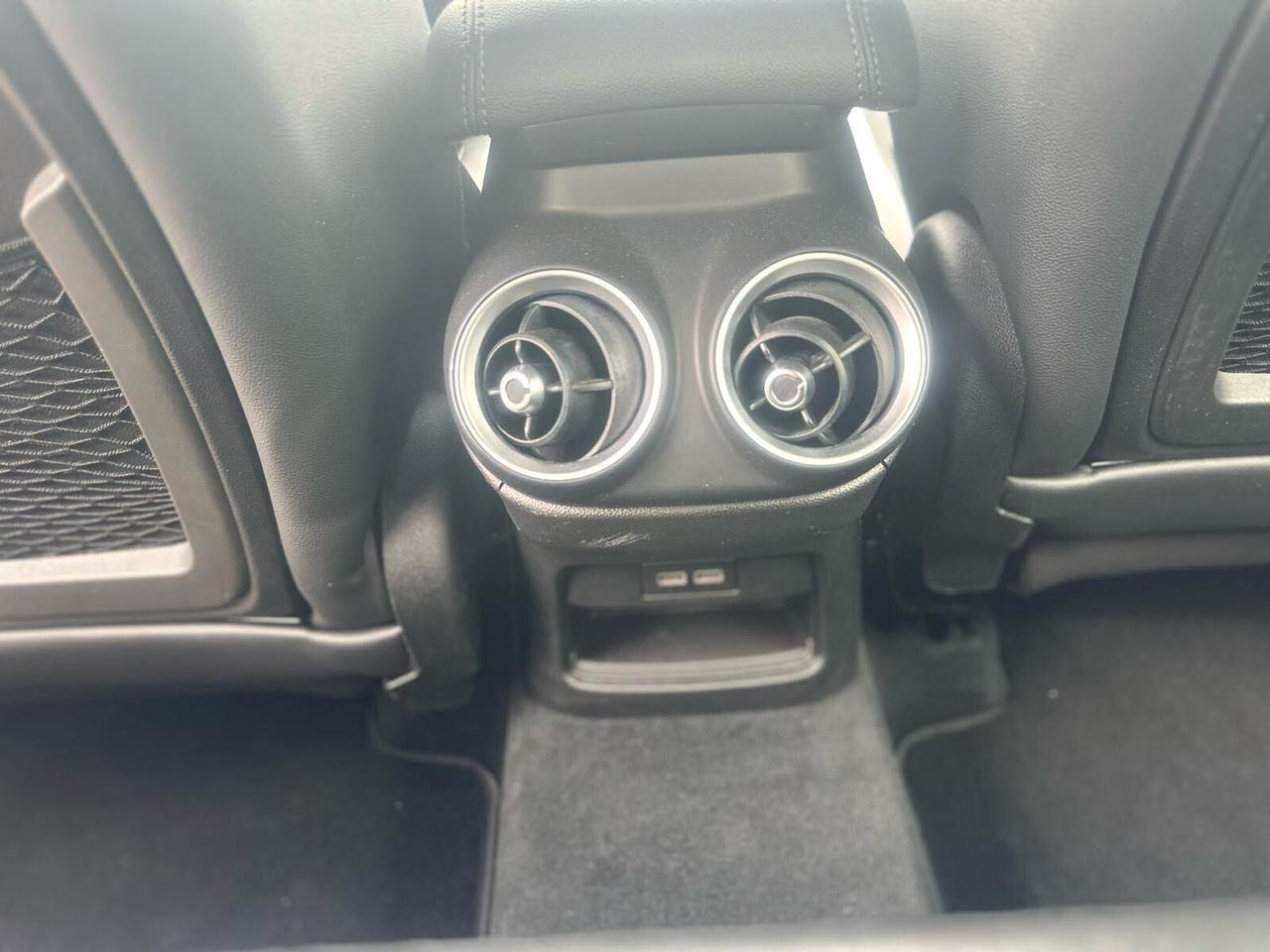 Alfa Romeo Stelvio 2.2 Turbodiesel 210 CV AT8 Q4 Executive