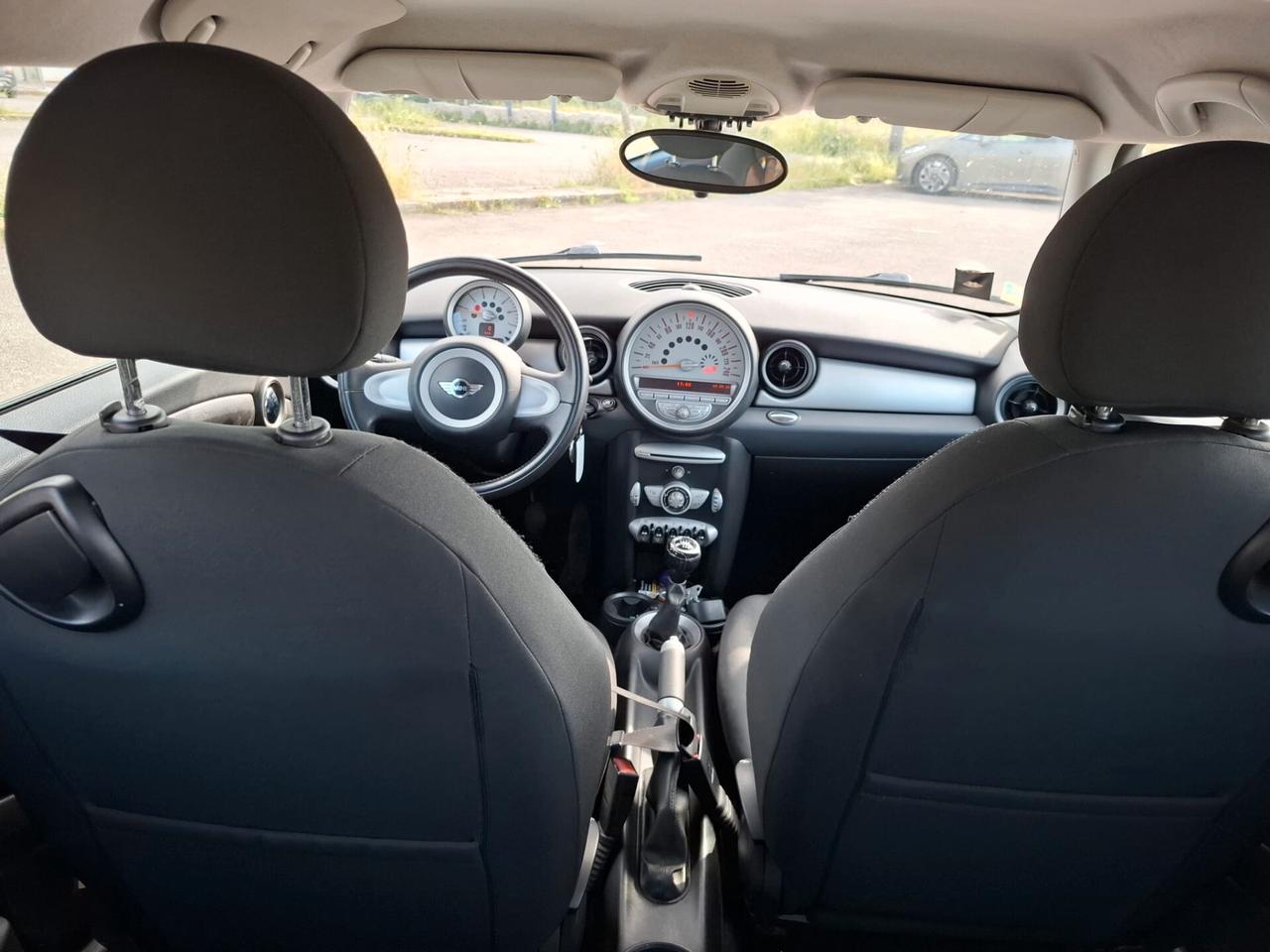Mini 1.6 16V Cooper D