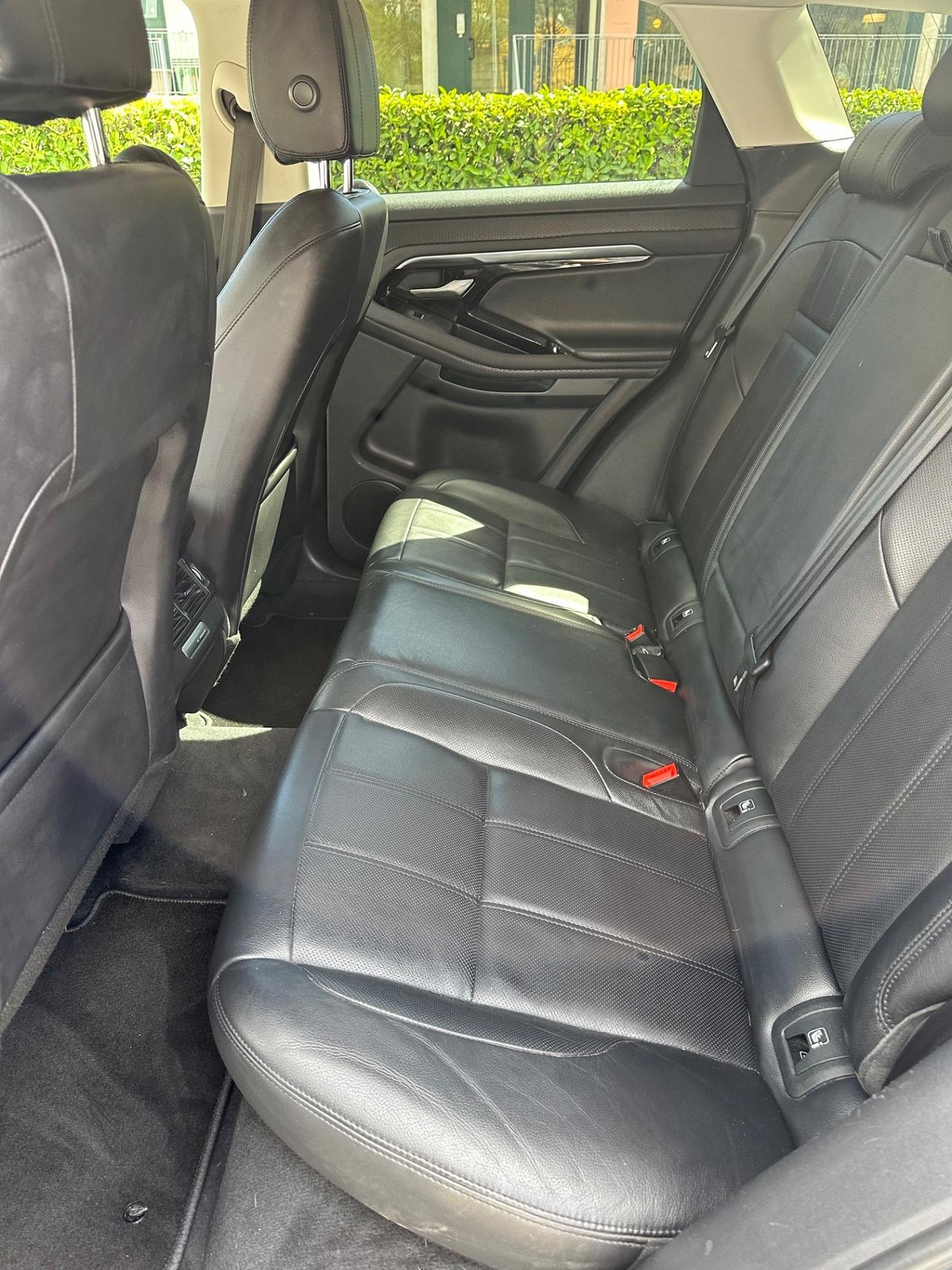 Land Rover Range Evoque 2.0D I4-L.Flw 150 CV AWD Auto HSE