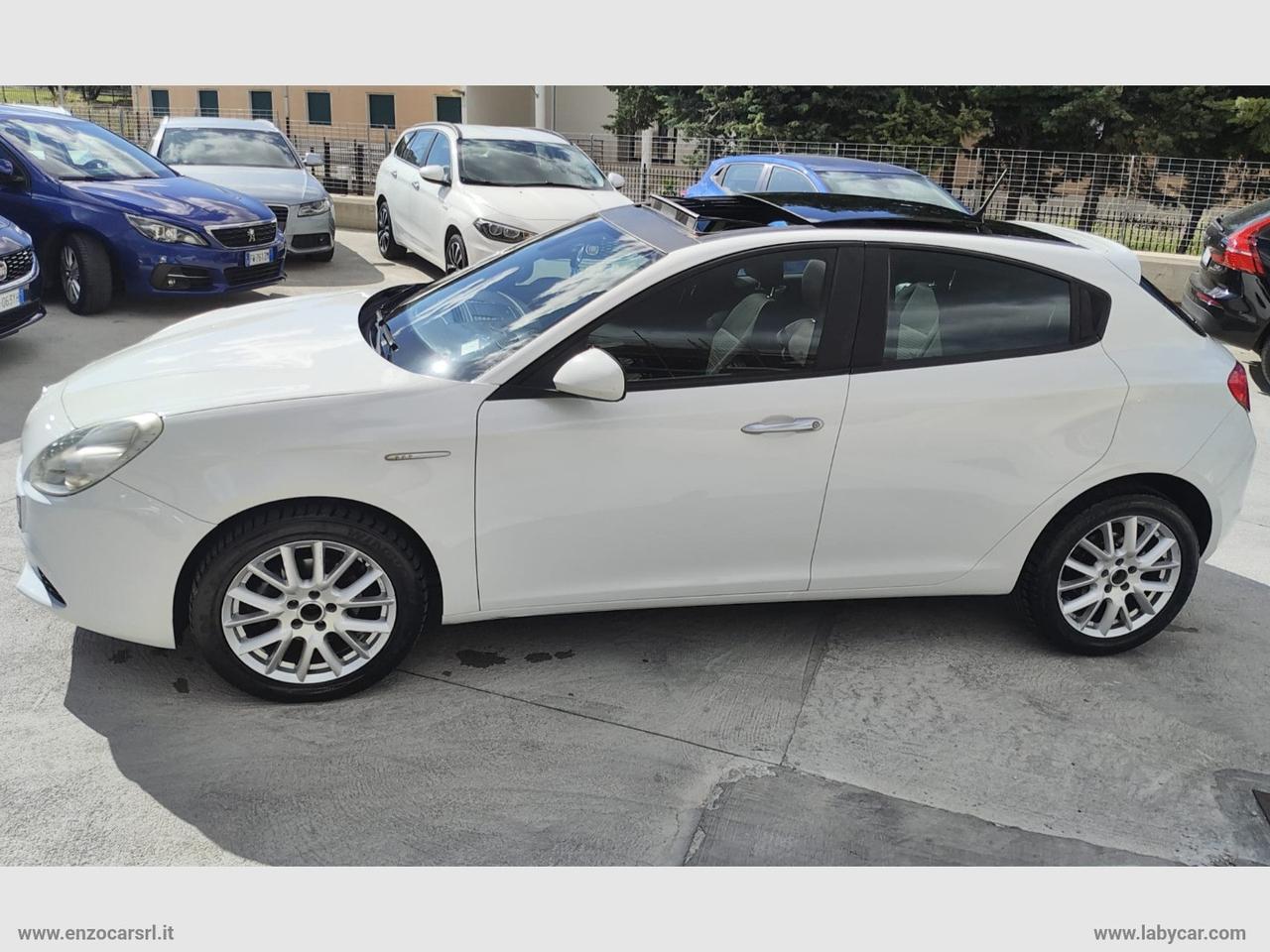 ALFA ROMEO Giulietta 1.6 JTDm-2 105 CV Distinctive TETTO APRIBILE