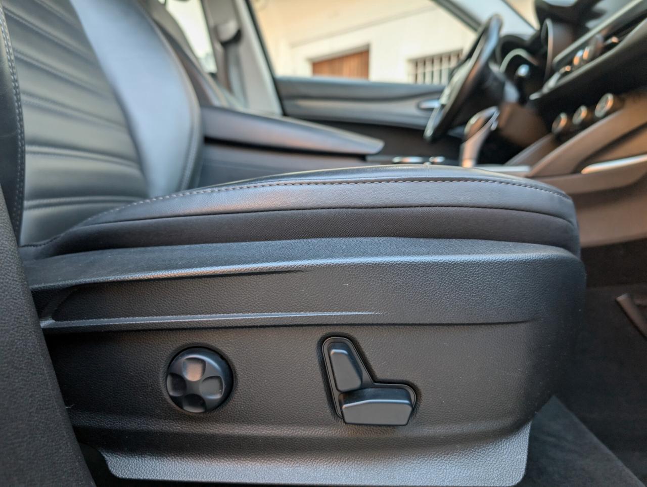 Alfa Romeo Stelvio 2.0 Turbo 280CV AT8 Q4