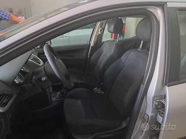 Peugeot 207 sw 1.6 hdi unico prop 2008 tetto aprib