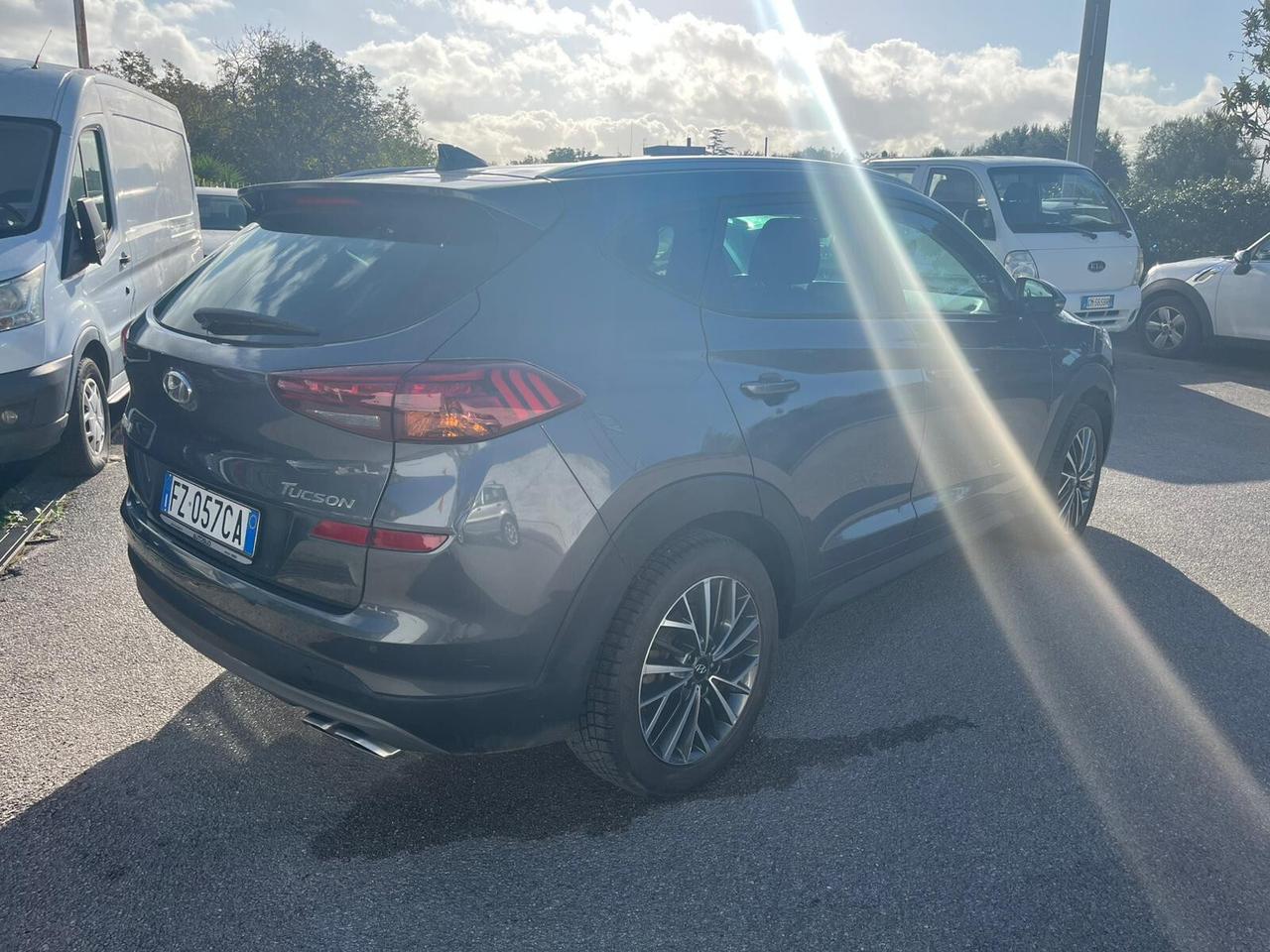 Hyundai Tucson 1.6 CRDi XPrime autocarro n1