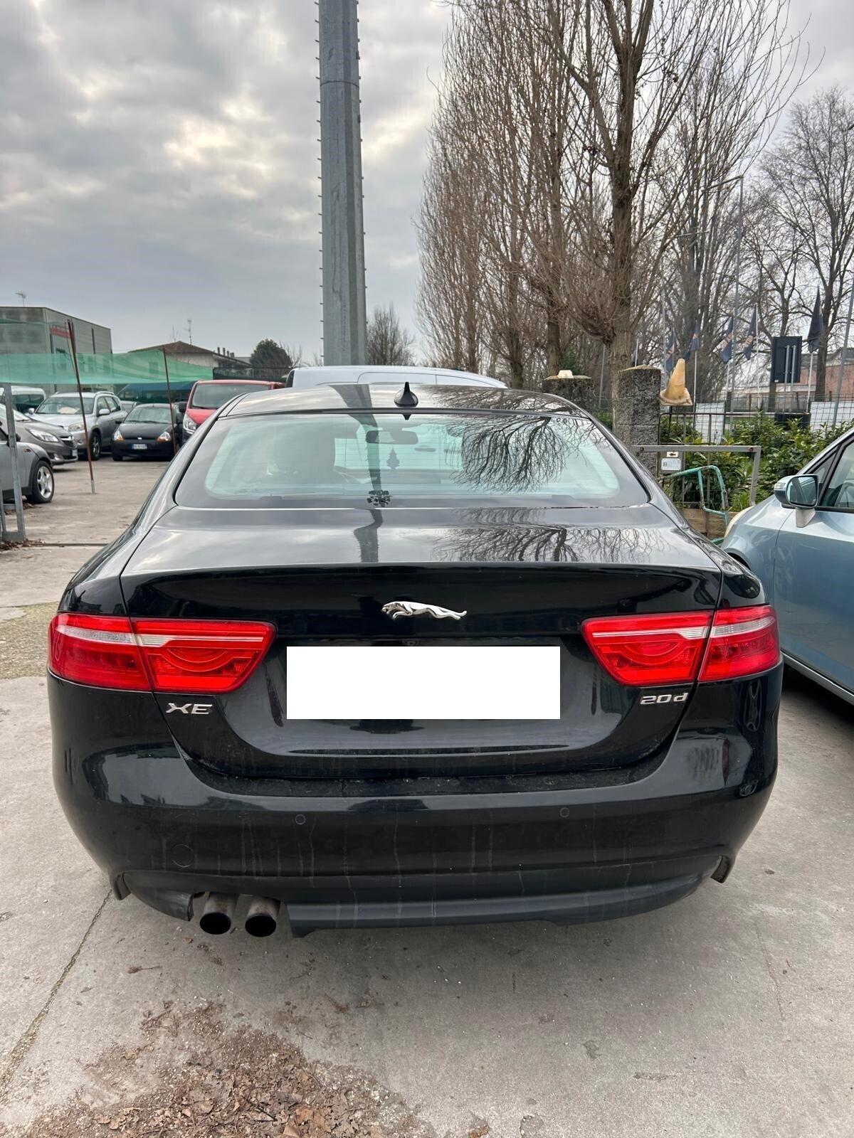 Jaguar XE 2.0 D Turbo 180CV aut. Portfolio