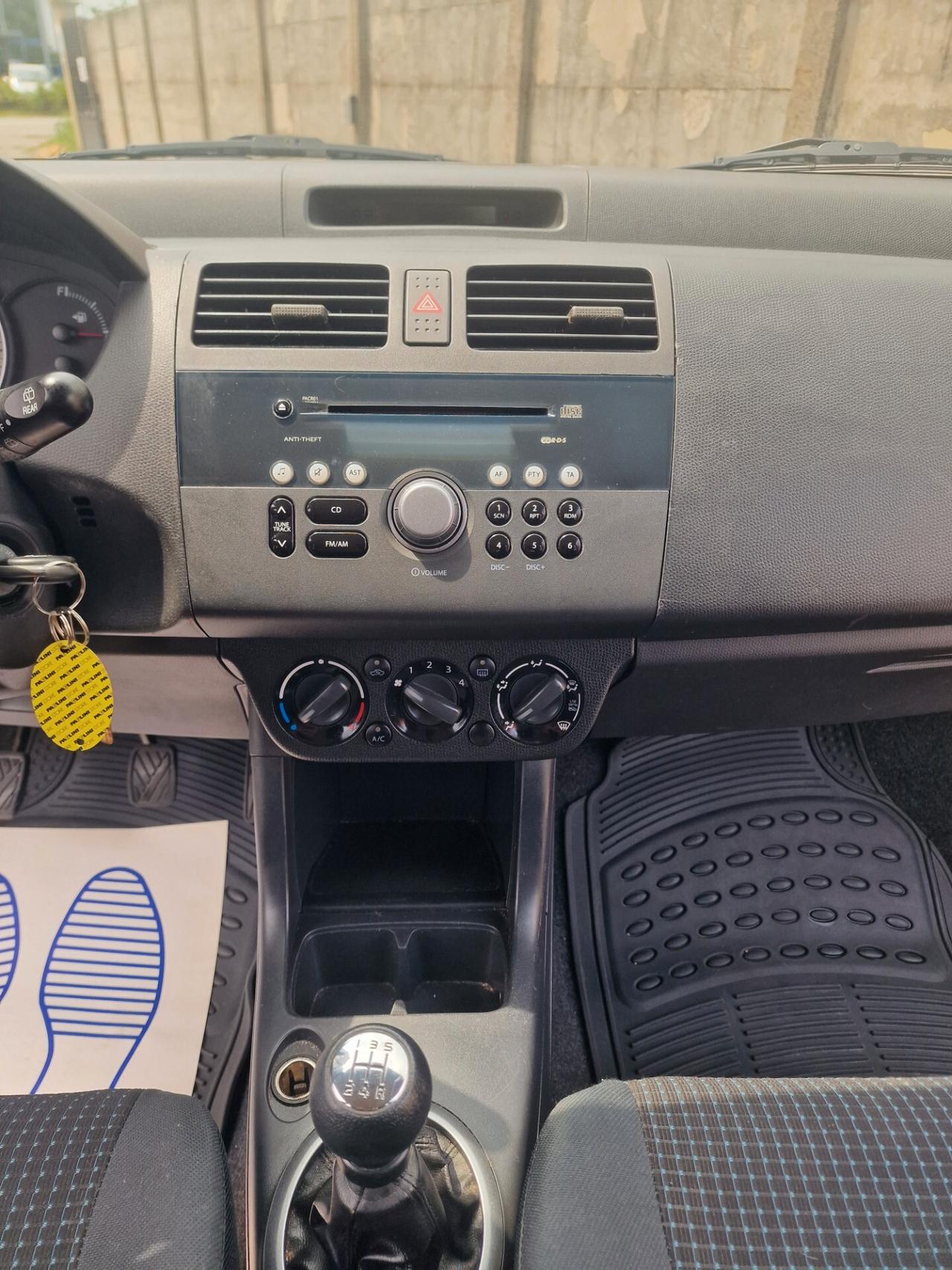 Suzuki Swift 1.3 5p. GL frizione nuova.