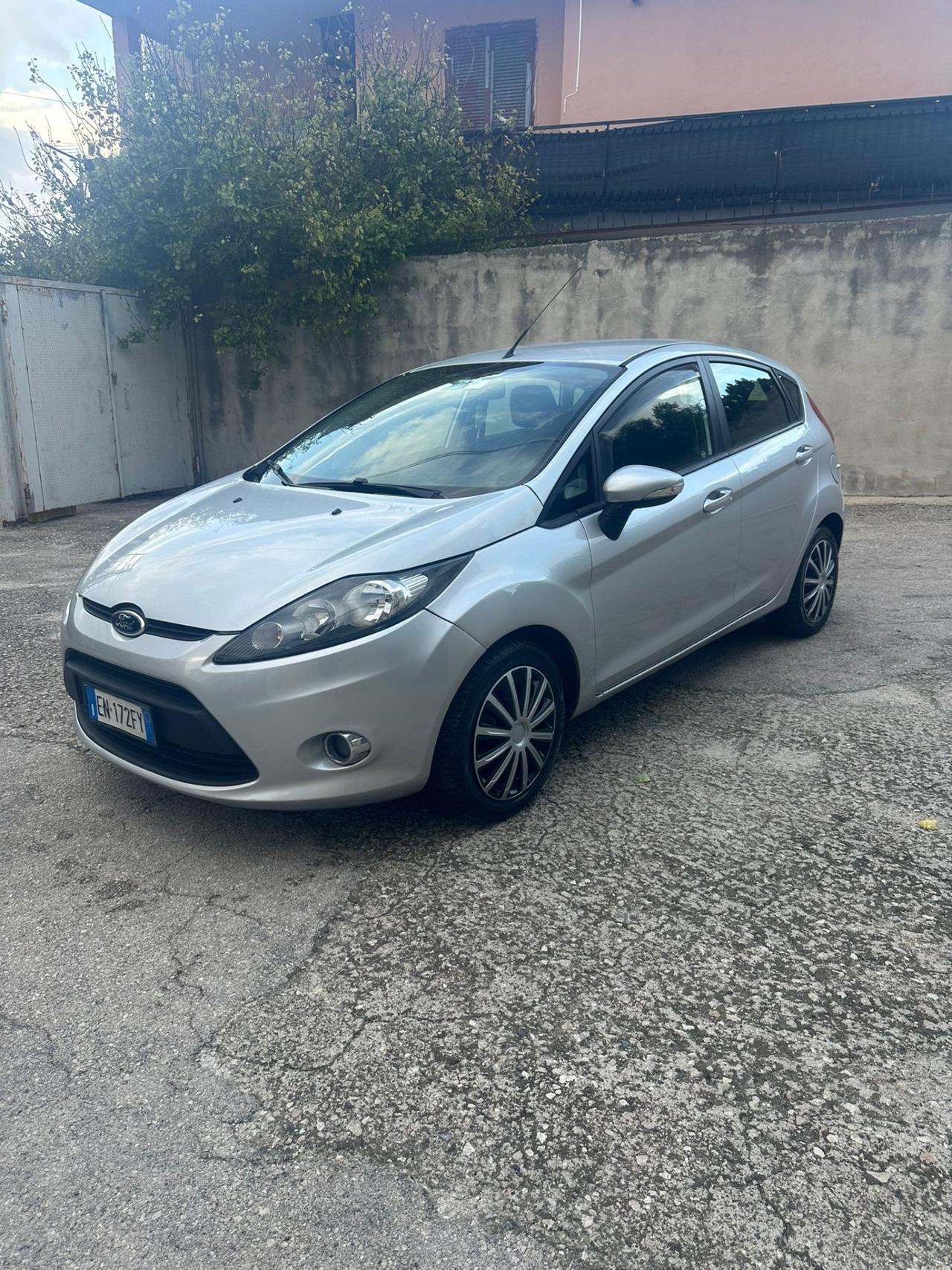 Ford Fiesta 1.2 82 CV 5 porte Titanium GPL Motore Nuovo