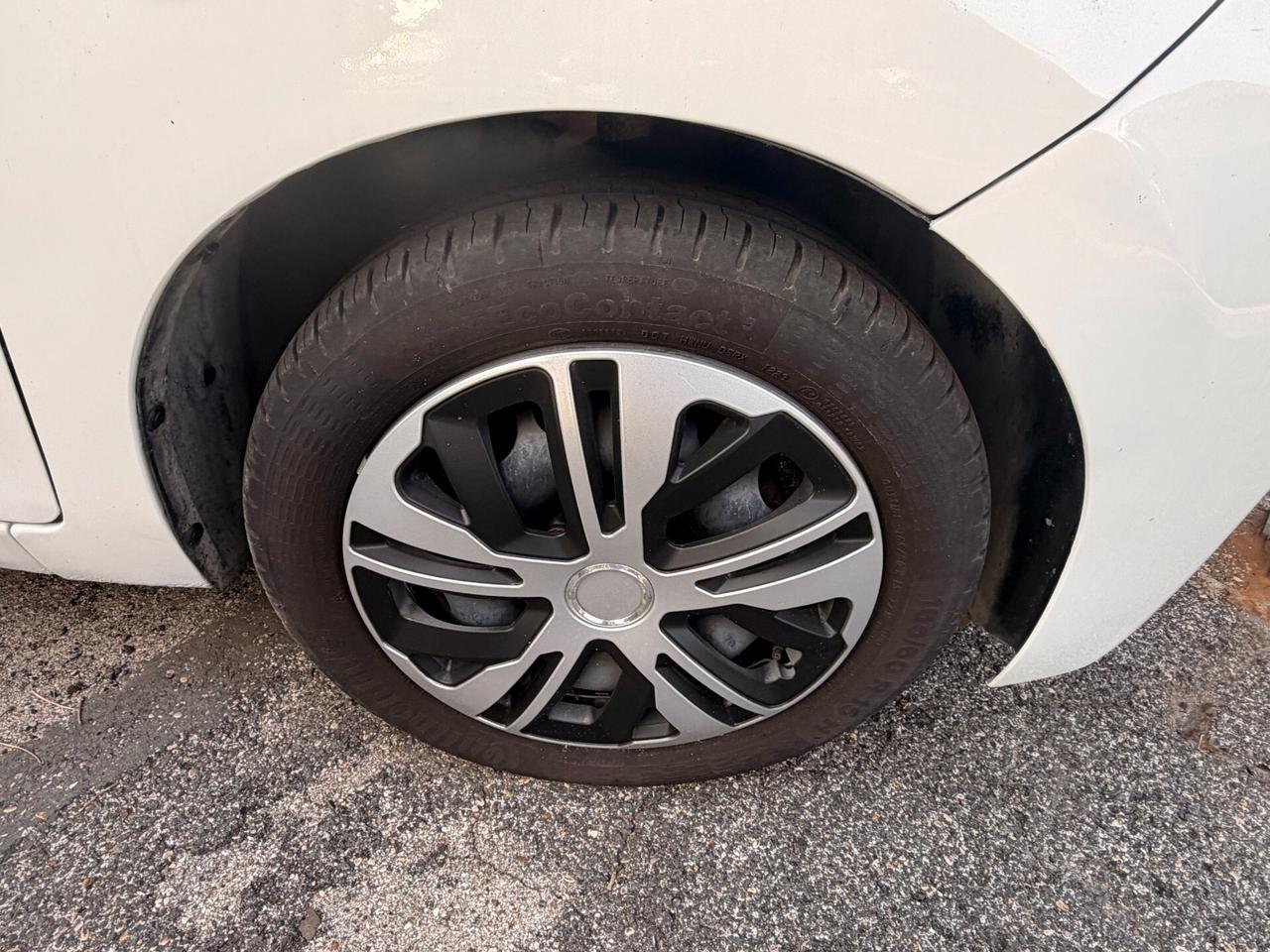 Toyota Aygo 1.0 VVT-i 69 CV 5 porte x-cool