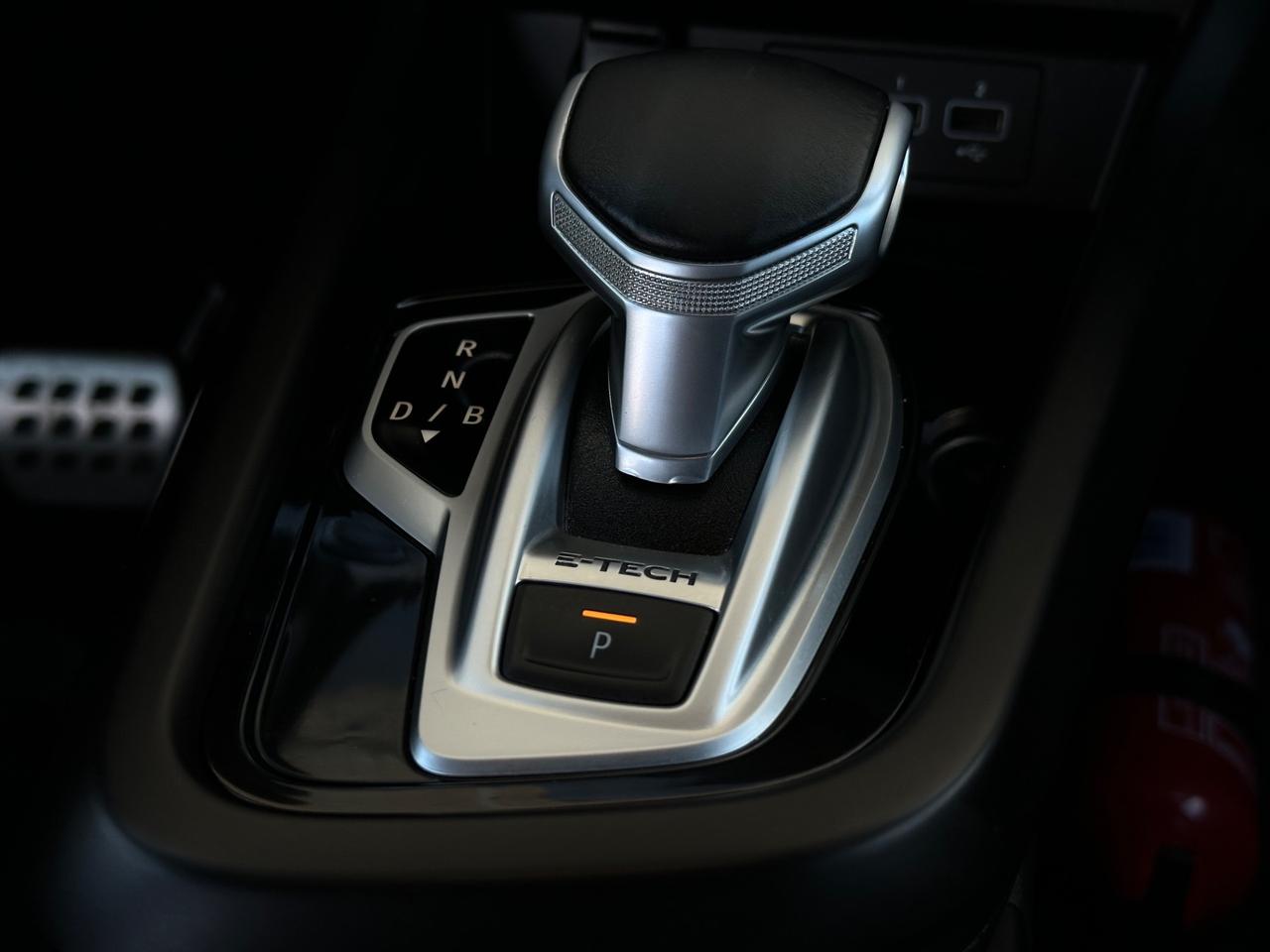 Renault Arkana Hybrid E-Tech 145 CV R.S. Line