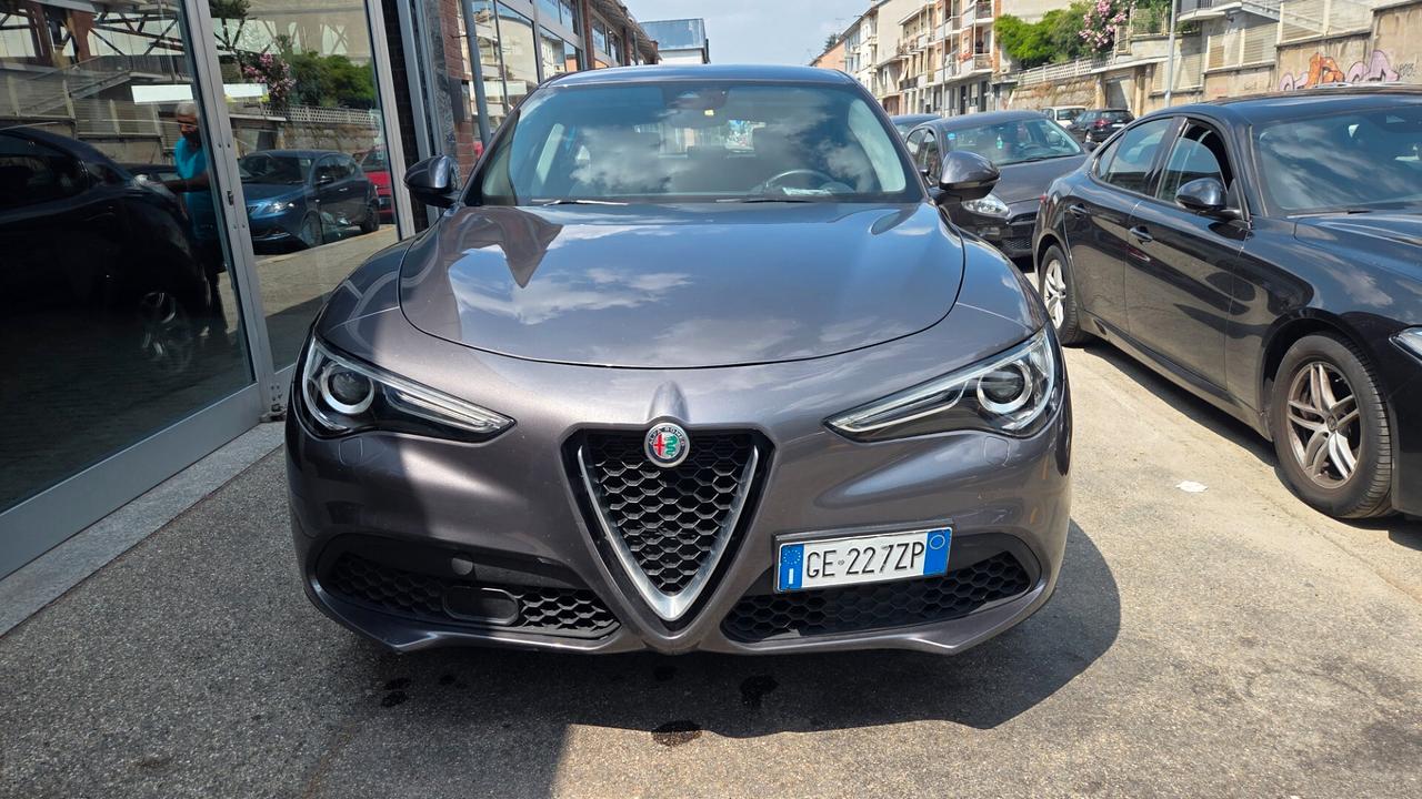 Alfa Romeo Stelvio 2.2 Turbodiesel 190 CV AT8 Q4 Business