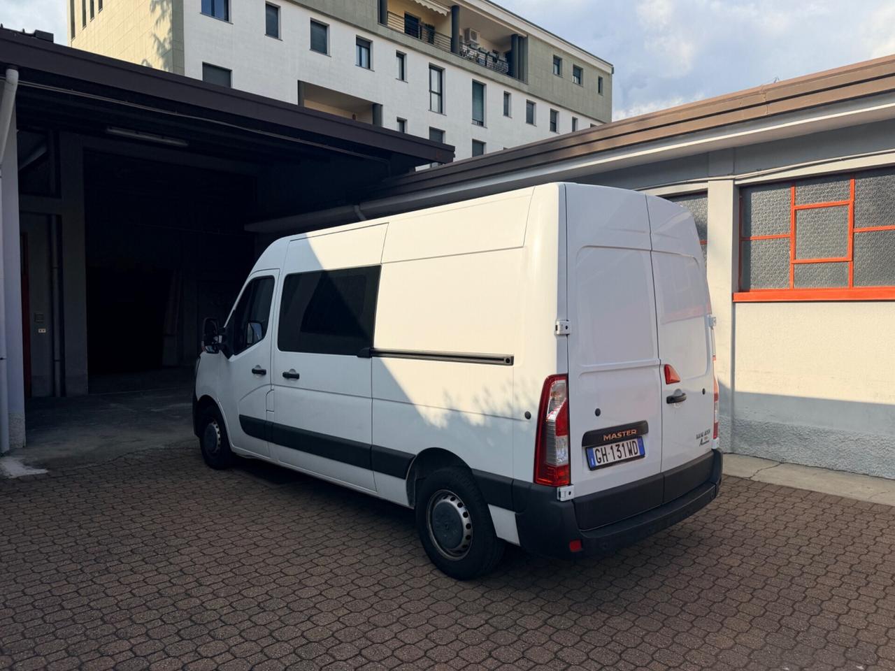 RENAULT MASTER 7 posti