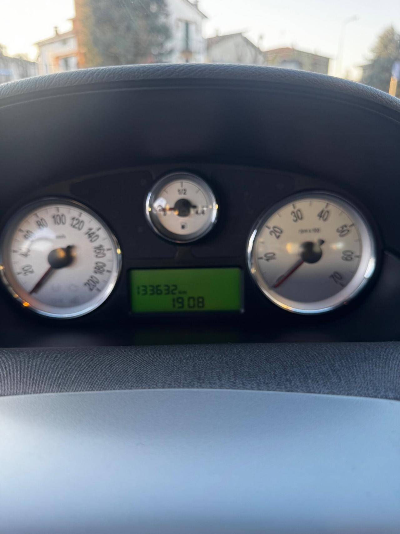 Lancia Ypsilon 1.2 69 CV 5 porte S&S Platinum