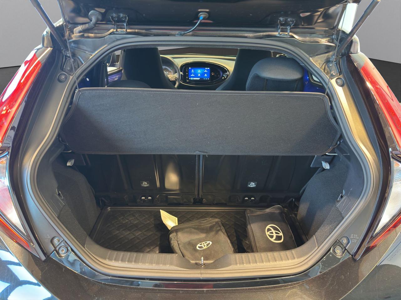 Toyota Aygo X 1.0 Lounge 72cv