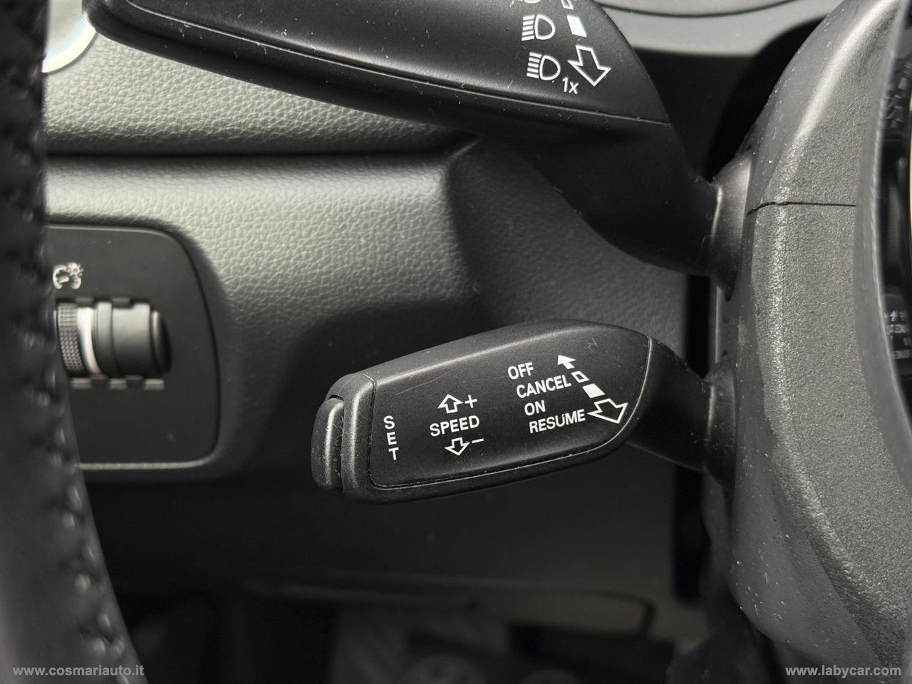 AUDI Q3 2.0 TDI 120CV Business