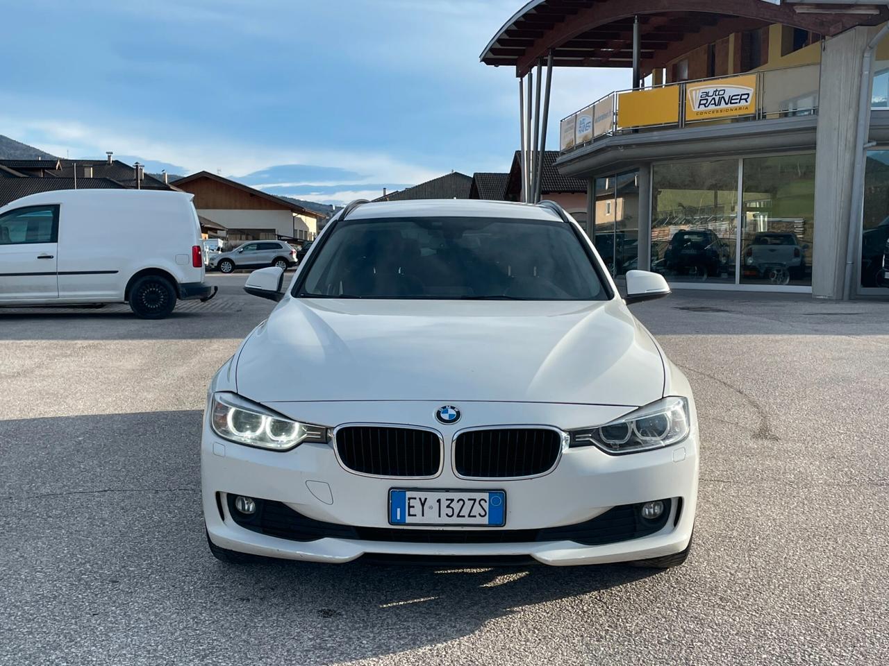 Bmw 320d xDrive Touring Business aut. 4X4