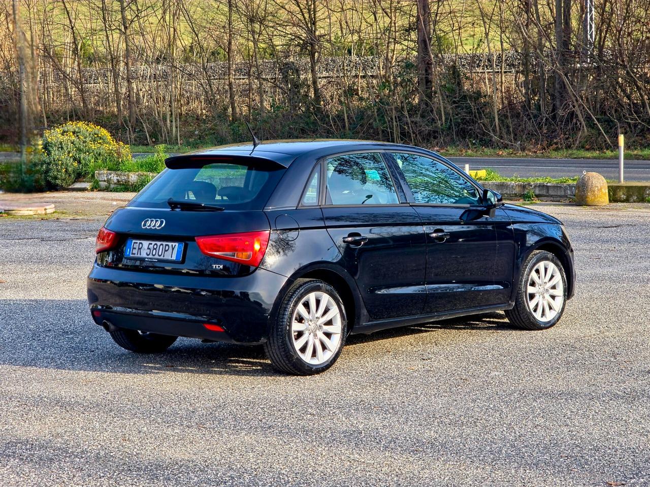 Audi A1 SPB 1.6 TDI S tronic Attraction 2013-E5B Automatico NEO