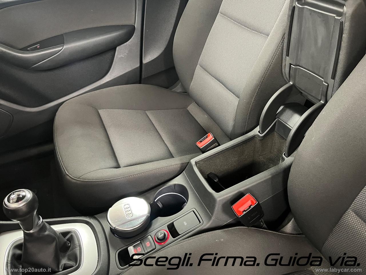 AUDI Q3 2.0 TDI 120CV EU6 Business