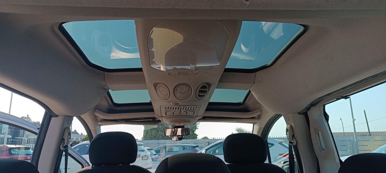 Peugeot Partner Tepee 1.6 HDi 92CV Style GANCIO TRAINO