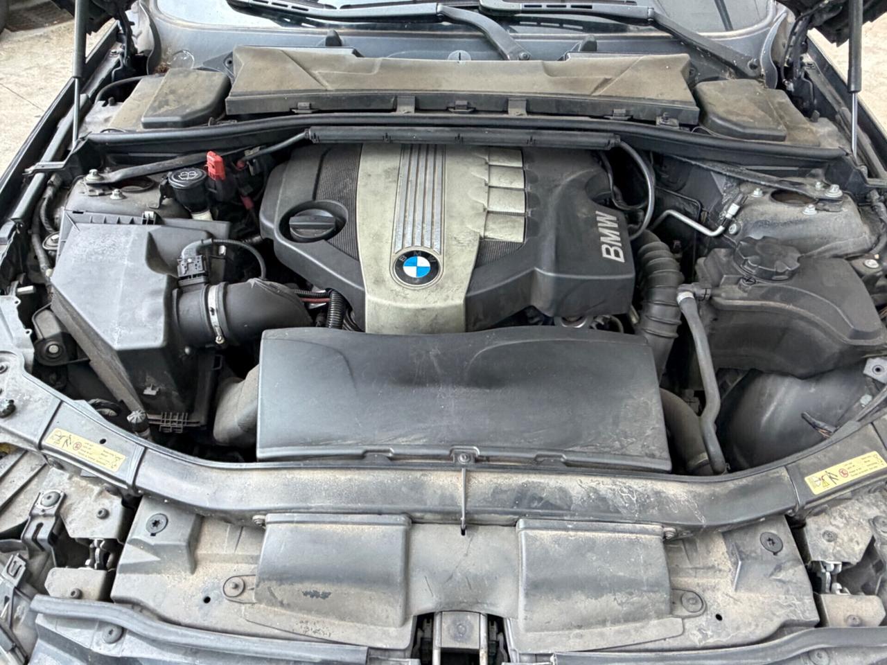 BMW 320d 177CV Coupé Futura MANUALE