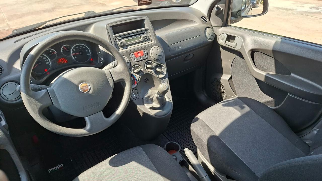 Fiat Panda 1.2 BENZINA 2011 aria condizionata