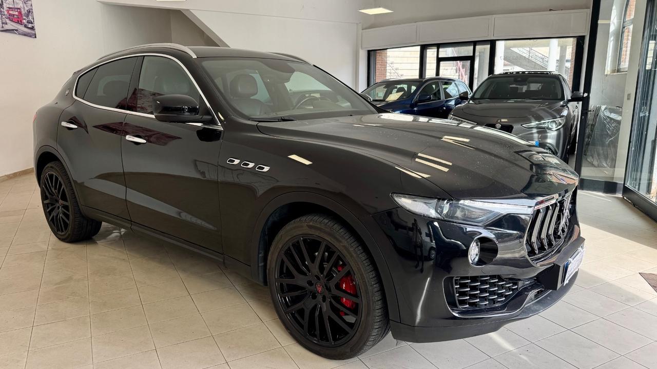 Maserati Levante V6 Diesel 275 CV AWD