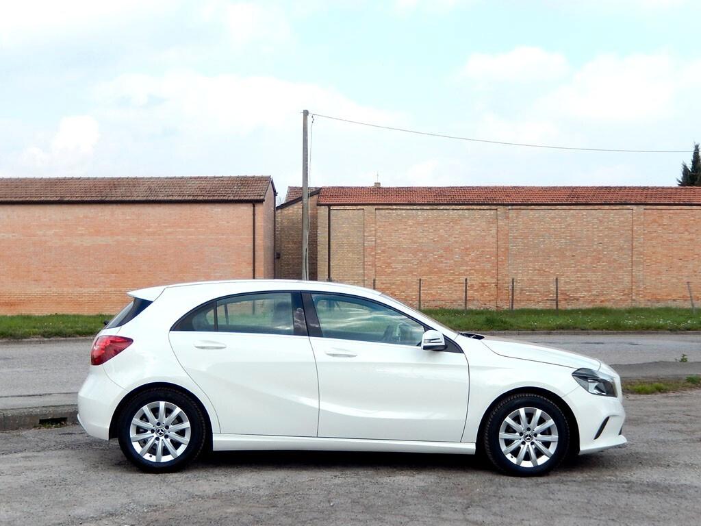 MERCEDES Classe A 180 d con DISTRIBUZIONE NUOVA