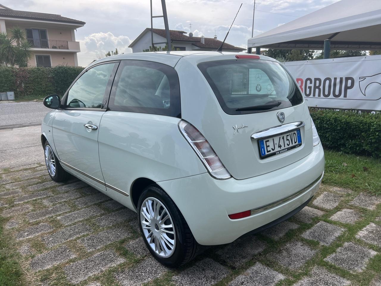 Lancia Ypsilon 1.2 69CV Unyca-2011"IMPECCABILE"
