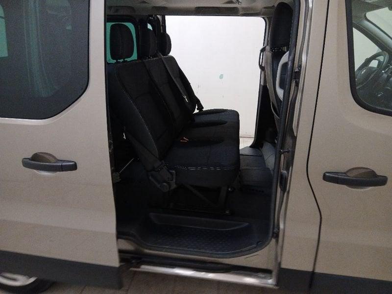 Renault Trafic passenger T29 2.0 dci 145cv L1H1 Energy Intens E6d-temp