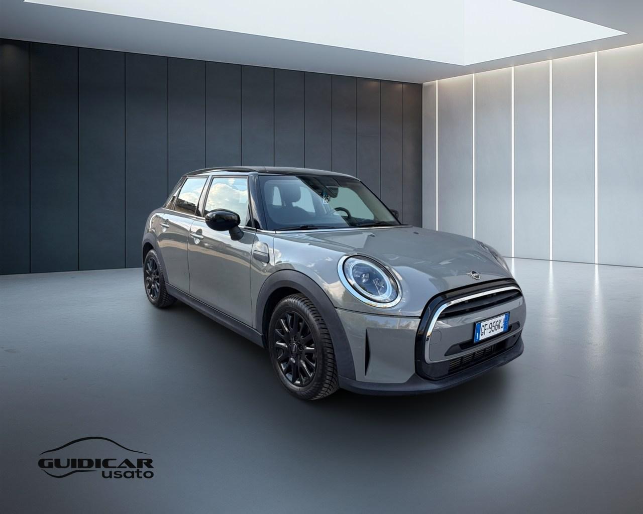 MINI Mini IV F55 2021 5p - Mini 5p 1.5 One Classic 75cv
