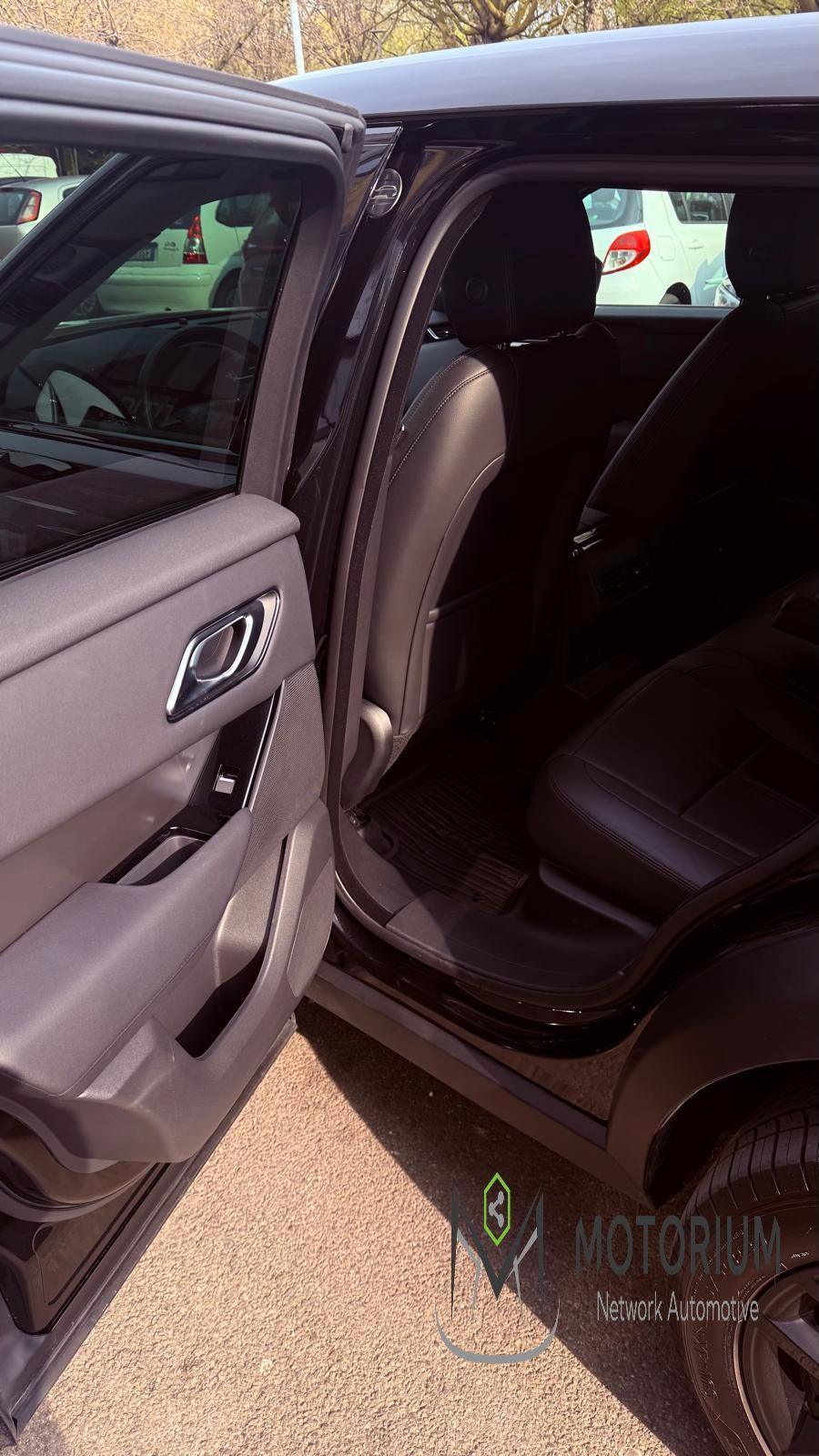 Land Rover Range Rover Velar 2.0d i4 mhev R-Dynamic SE 4wd 204cv auto