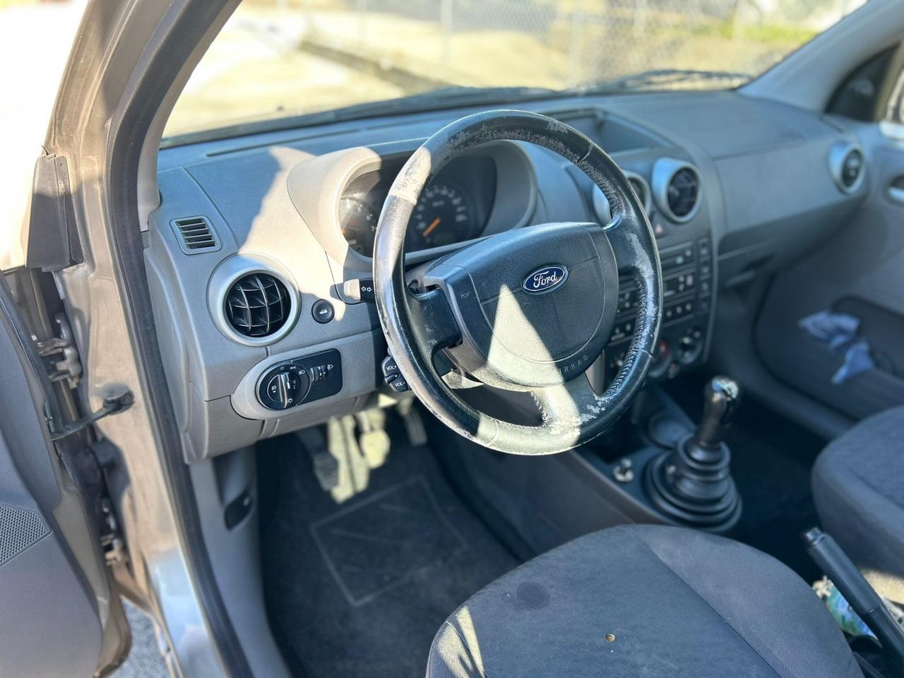 Ford Fusion 1.6 16V 5p.si neopatentati