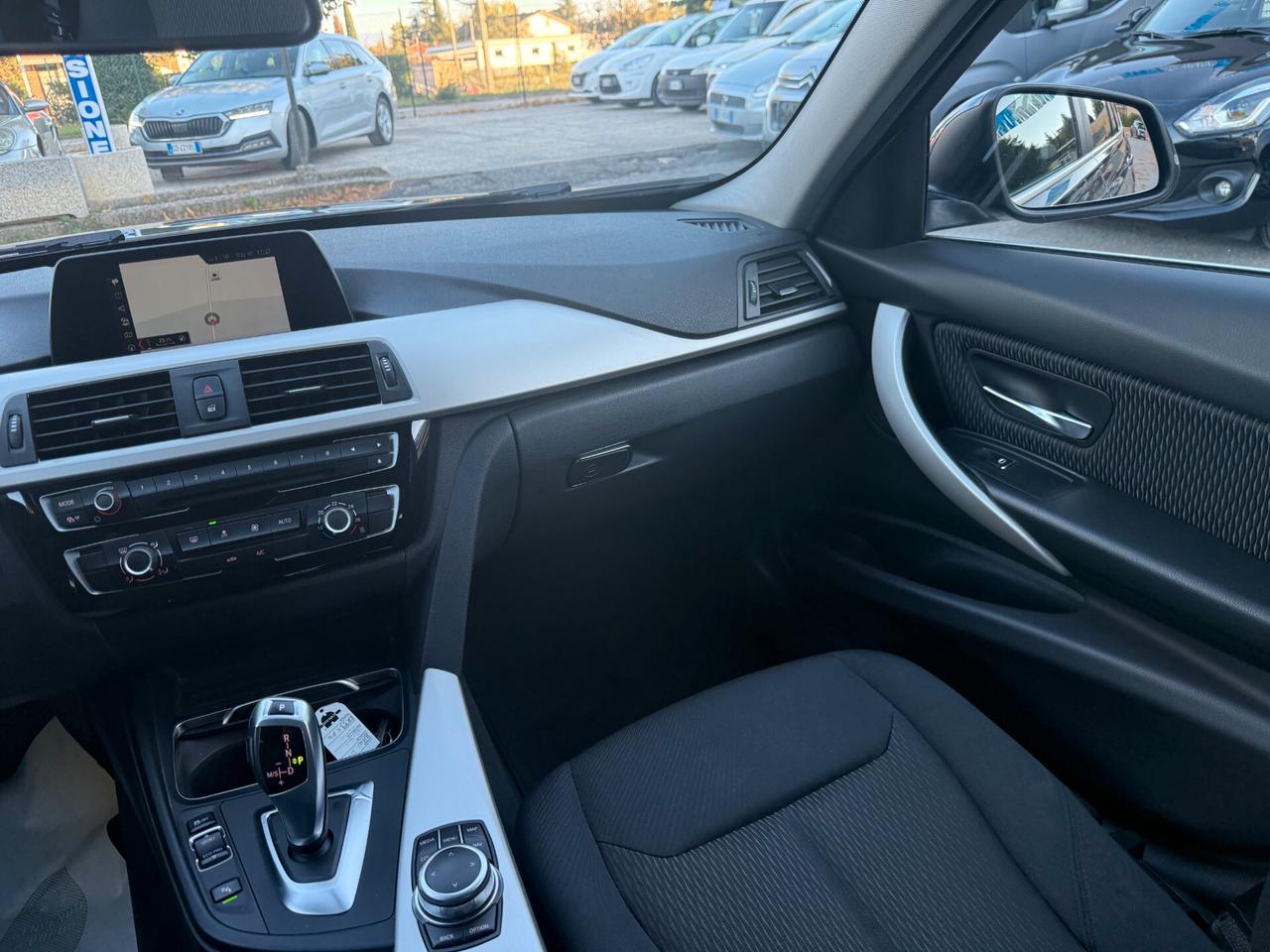 " PERFETTA" Bmw 318d Business Advantage aut.