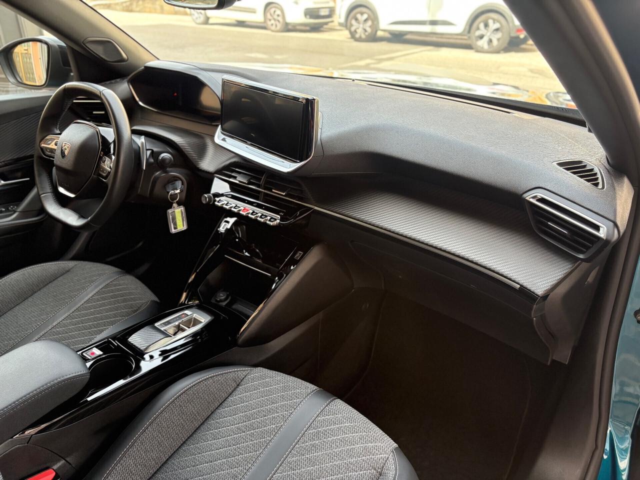 Peugeot 2008 EAT8 Allure FULL/LED PARI AL NUOVO