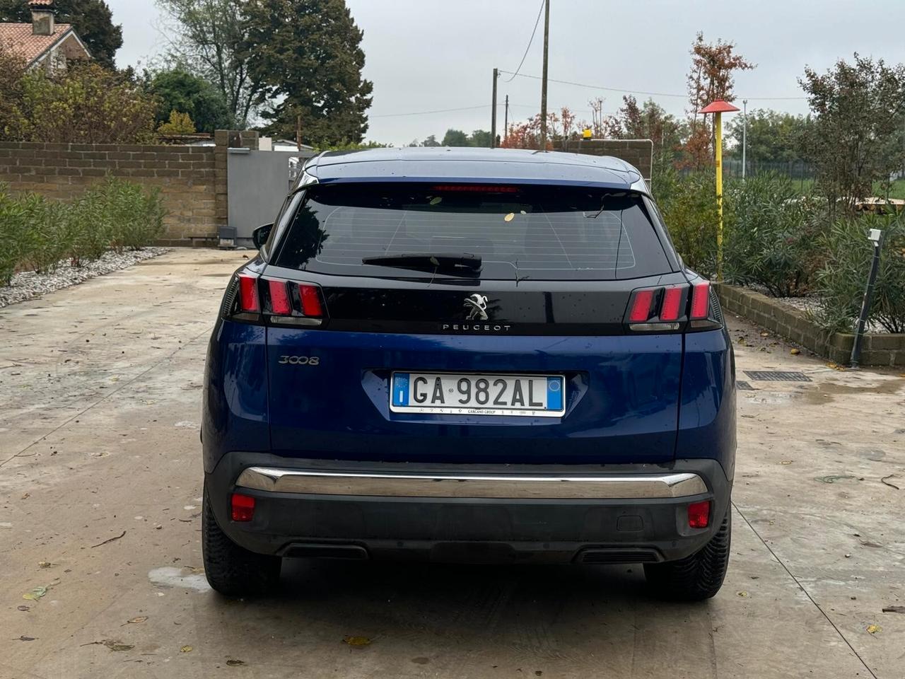 Peugeot 3008 BlueHDi 130 S&S EAT8 Allure