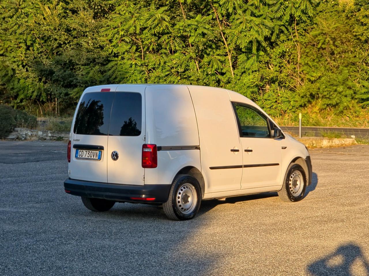 Volkswagen Caddy 2.0 TDI 102 CV Furgone Business E6D Manuale NEO 2020