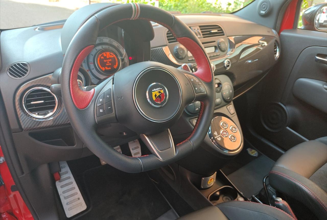 Abarth 695 Tributo Ferrari