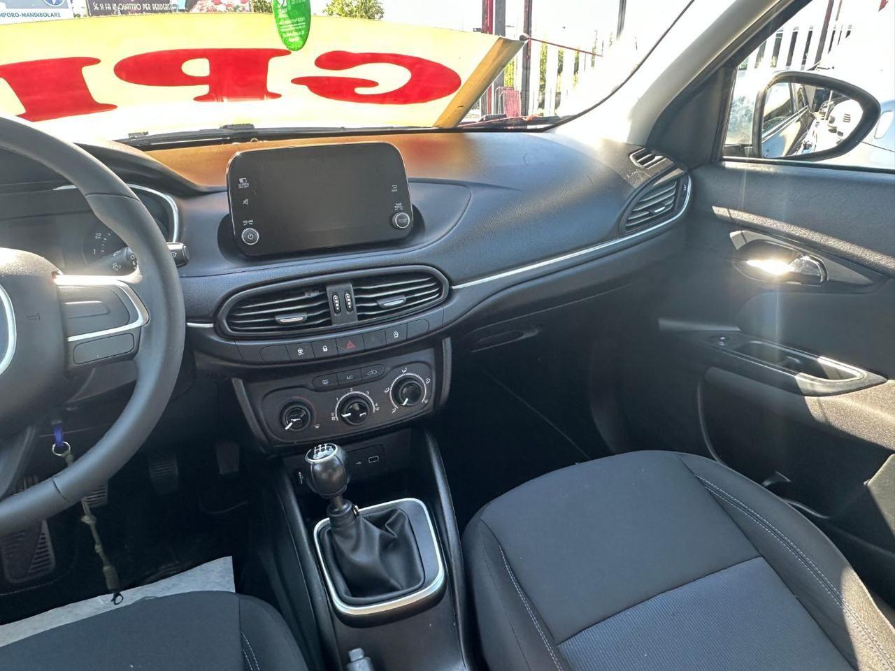Fiat Tipo 1.4 5P Mirror LOUNGE IMP.GPL