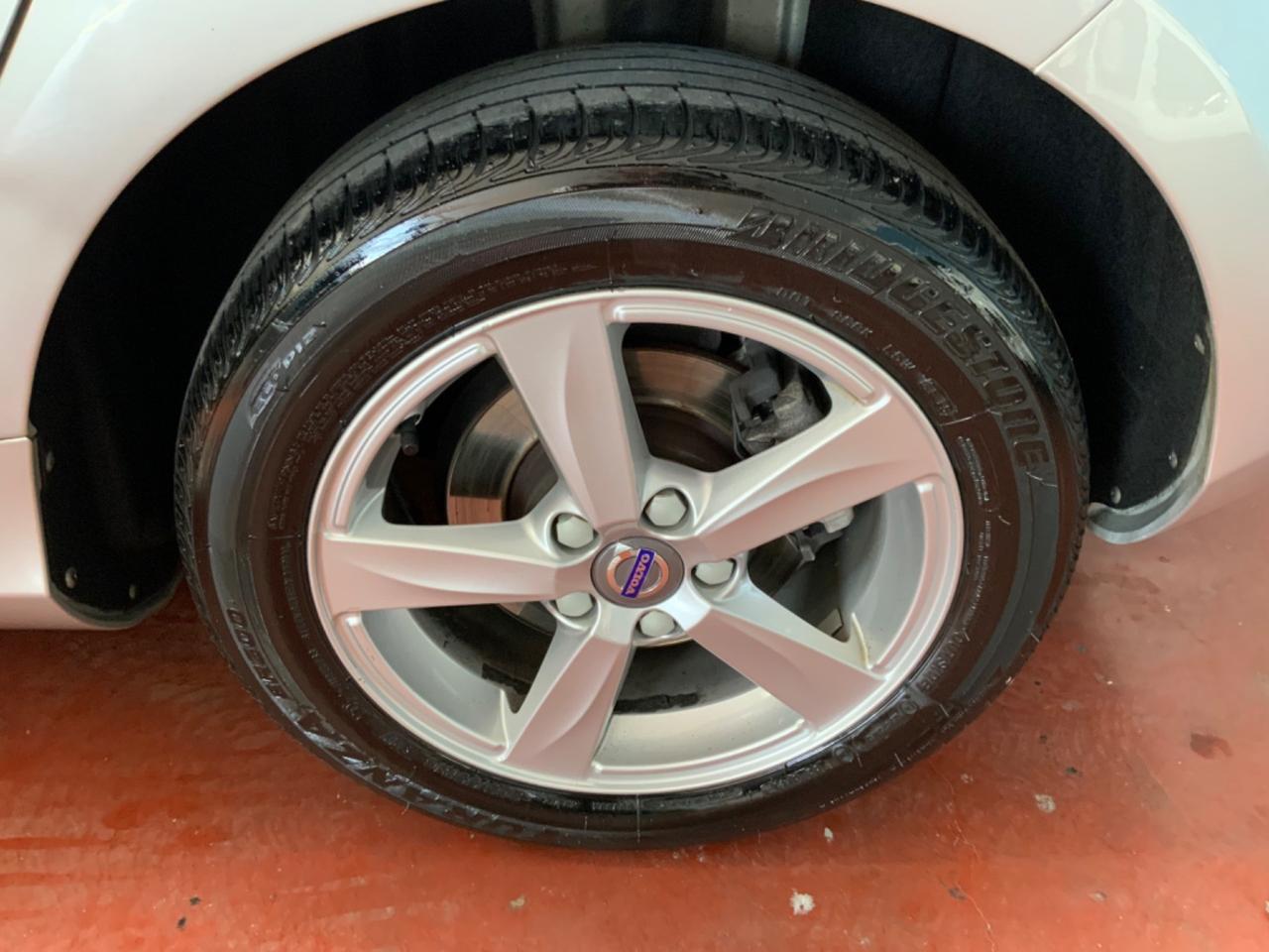 Volvo V40 D3 Momentum