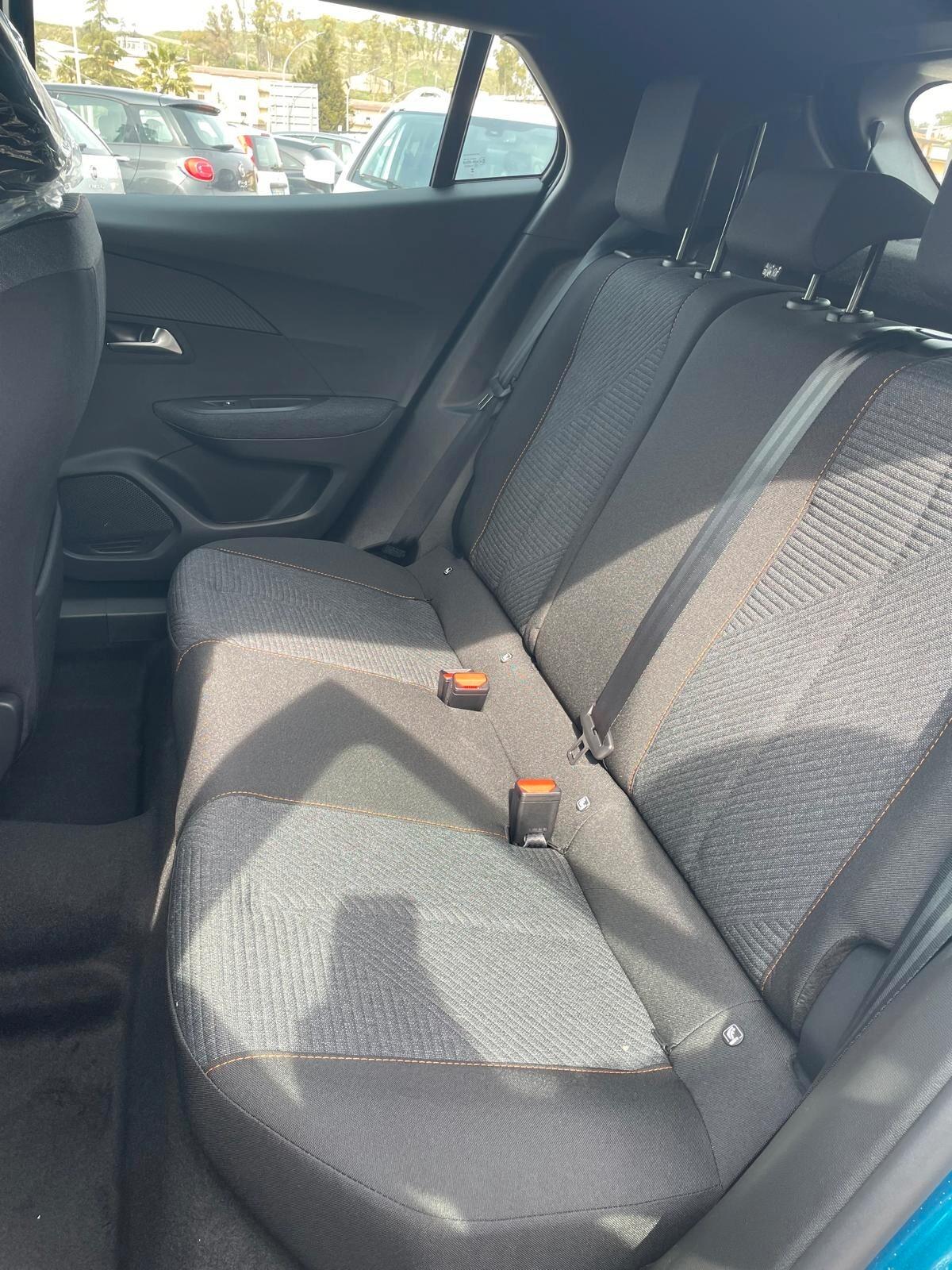 Peugeot 2008 1.2 Style pure-tech benzina 100cv SUPER PROMO