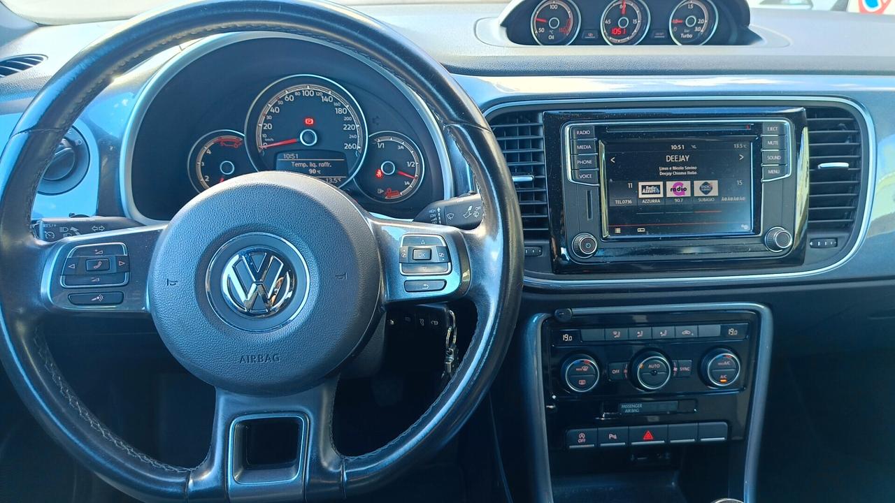Volkswagen Maggiolino 2.0 TDI DSG Design BlueMotion Technology